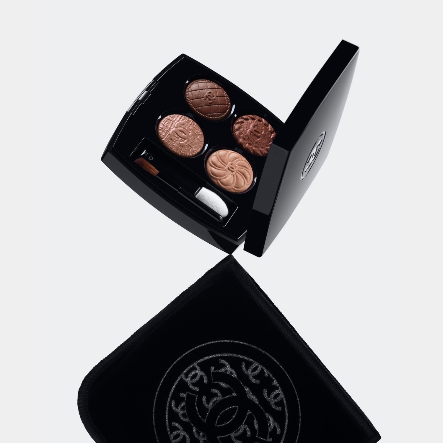 SOMBRAS PARA OJOS EFECTOS MÚLTIPLES